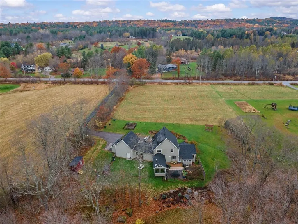 205 Old Stage Road Essex VT 05452