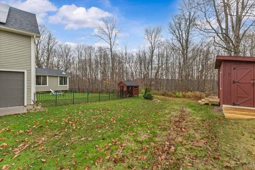 205 Old Stage Road Essex VT 05452