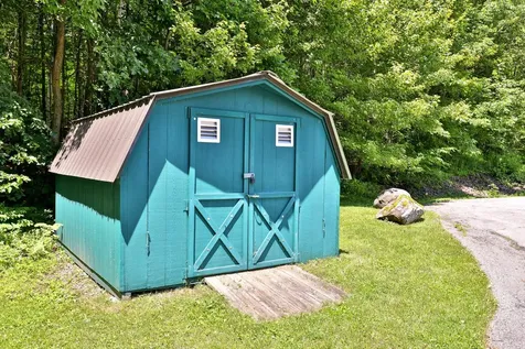 333 Music Mountain Road Stockbridge VT 05772