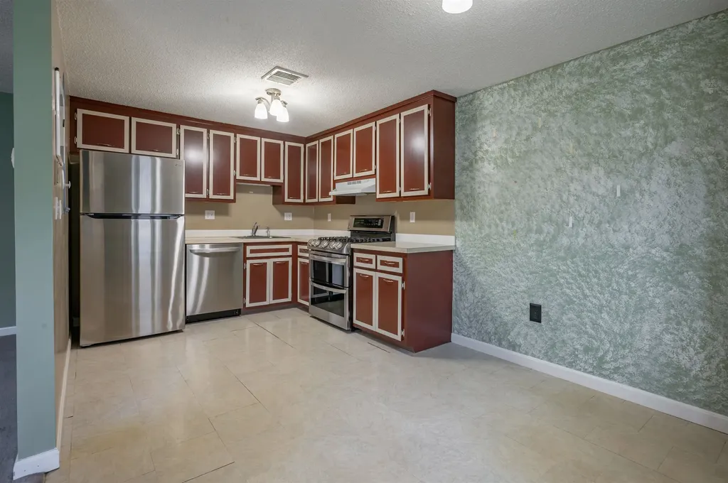 344 Elm Street Milford NH 03055