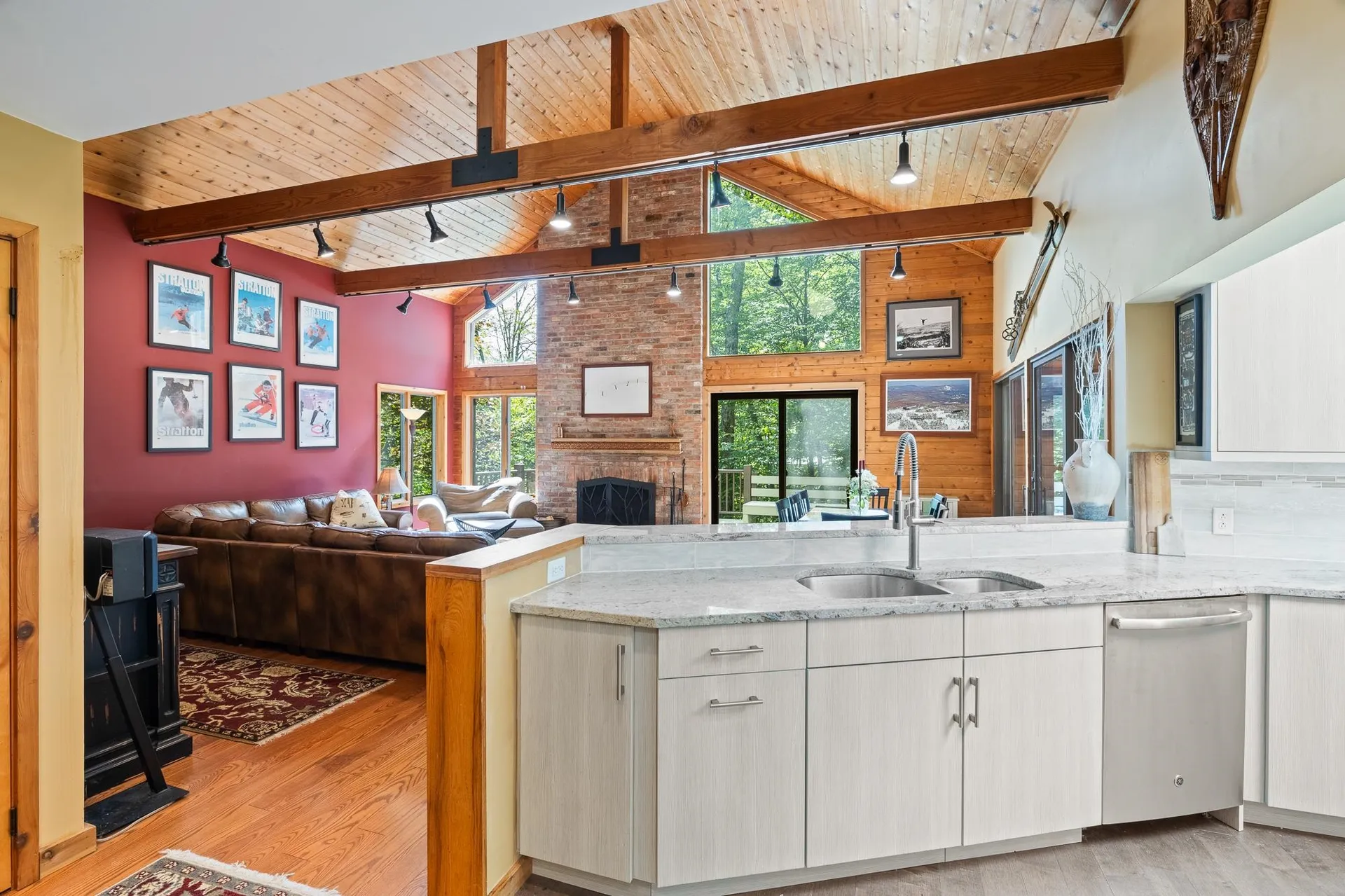 19 Roundtree Road Winhall VT 05340