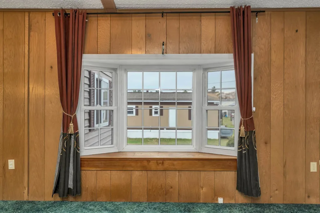 22 Trade Wind Lane Rochester NH 03867