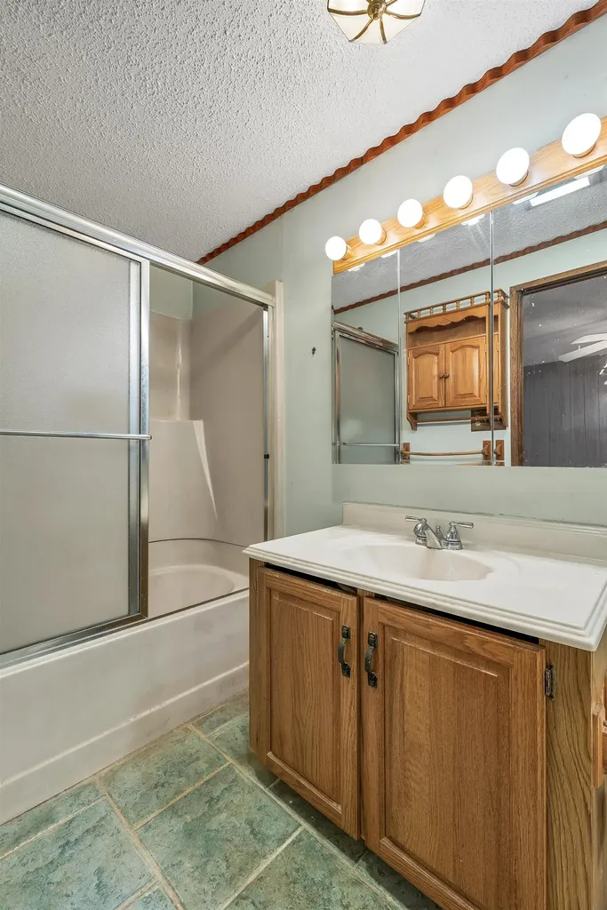 22 Trade Wind Lane Rochester NH 03867