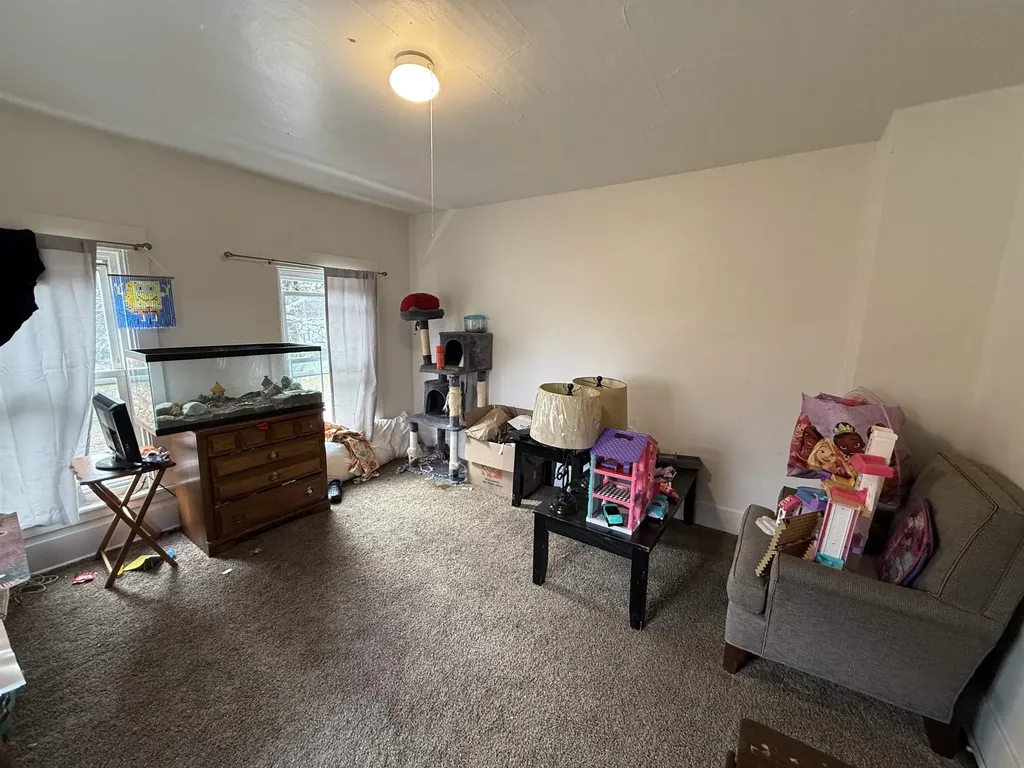 715-717 Giddings Street Springfield VT 05150