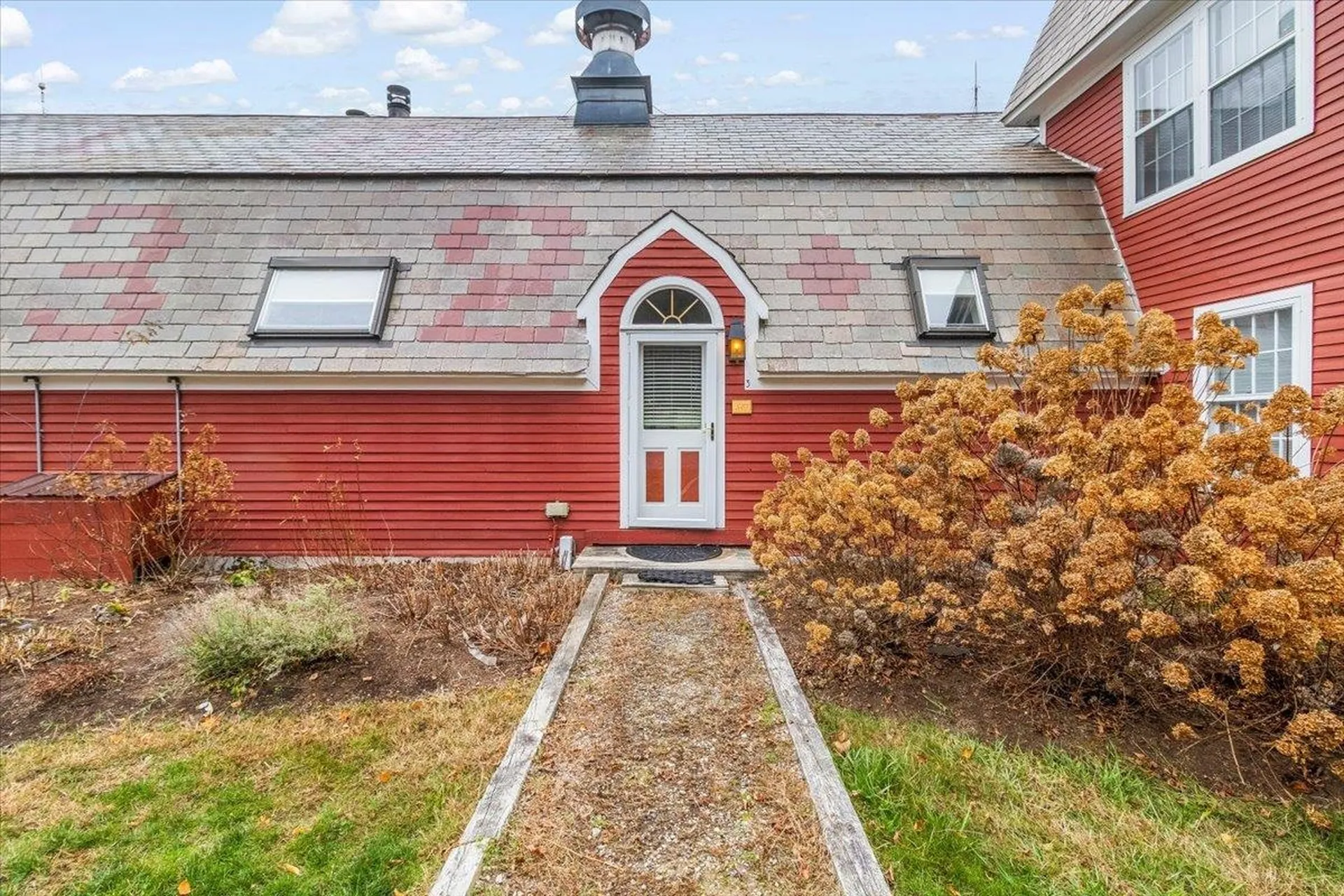 254 Boynton Road Londonderry VT 05148