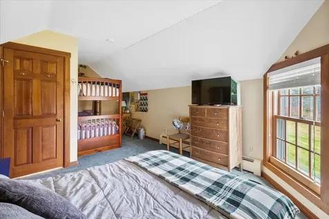 254 Boynton Road Londonderry VT 05148