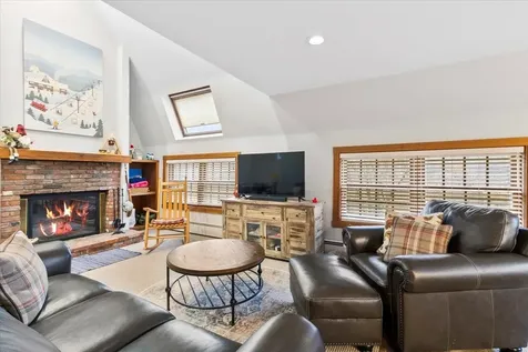 254 Boynton Road Londonderry VT 05148