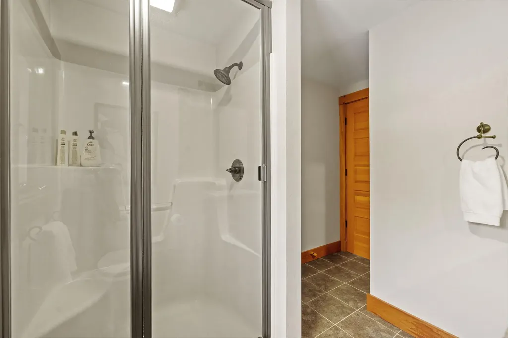 6 Yellow Birch Circle Lincoln NH 03251