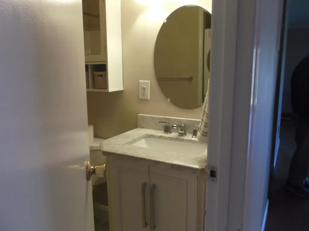 23 Bayberry Lane South Burlington VT 05403