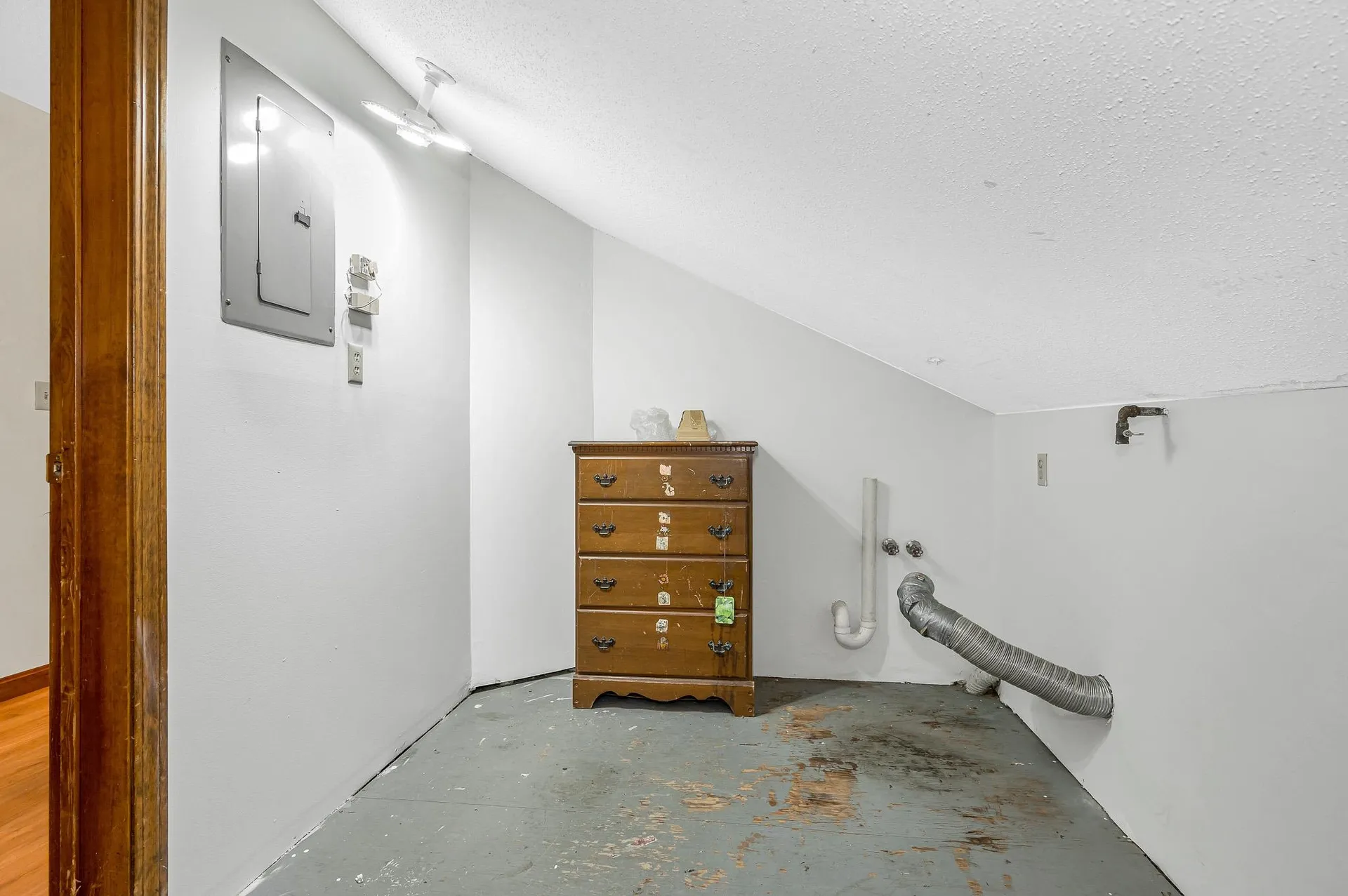 201 Millwright Drive Nashua NH 03063