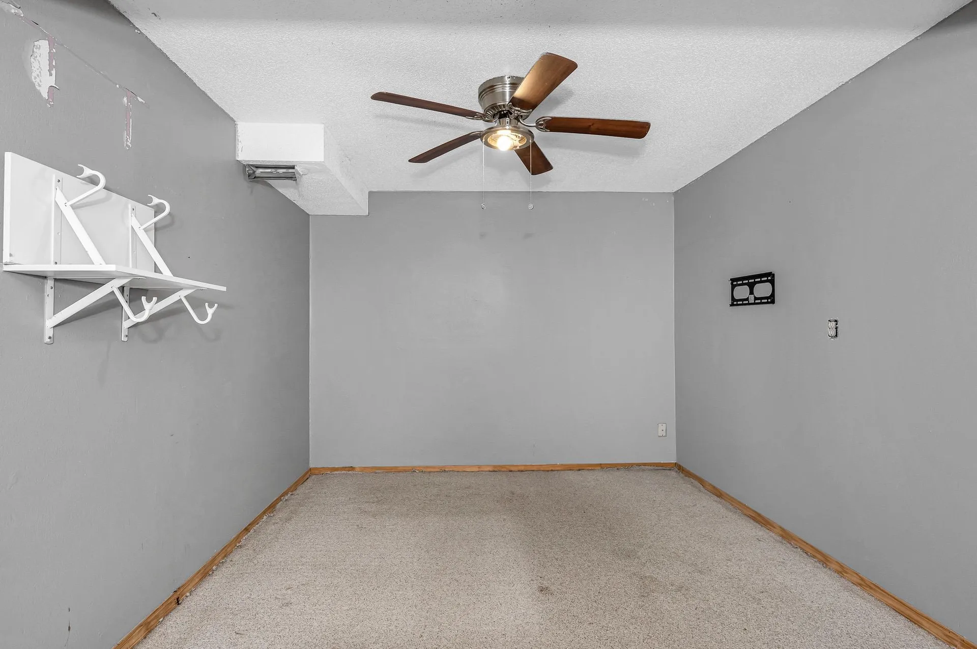 201 Millwright Drive Nashua NH 03063