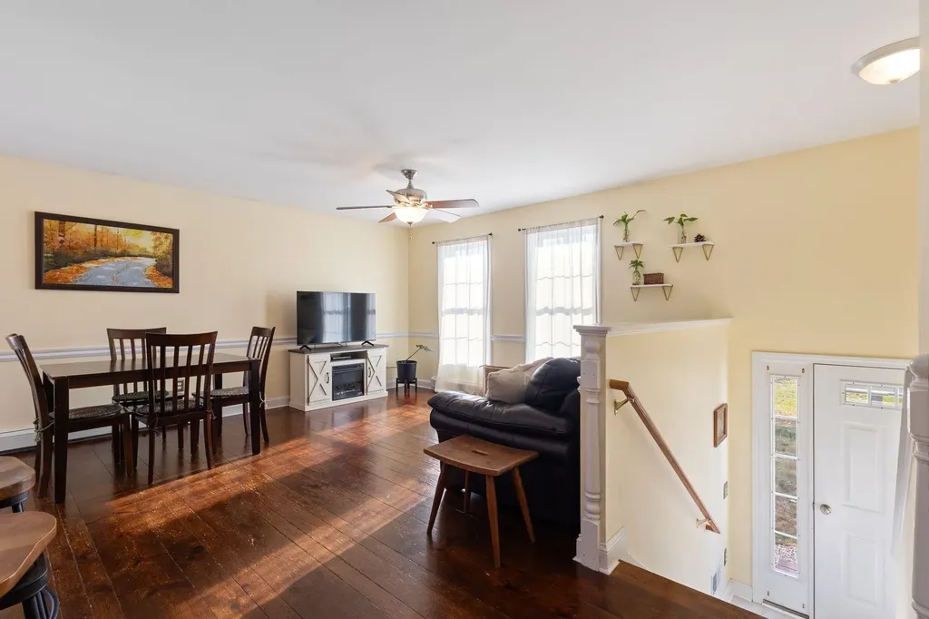 391 Lambs Mill Road Naples ME 04055