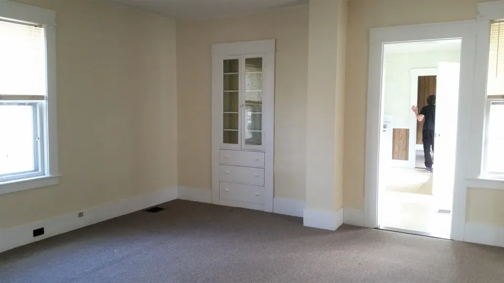 32 Bank Street Lebanon NH 03766