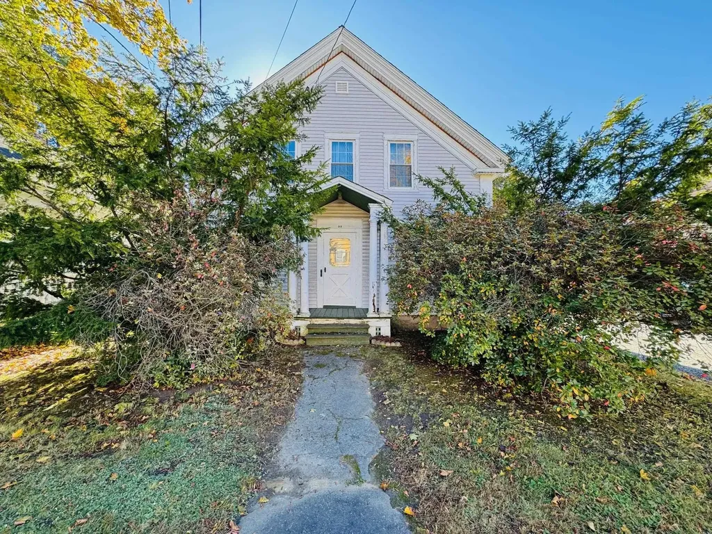 32 Bank Street Lebanon NH 03766