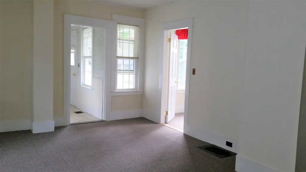 32 Bank Street Lebanon NH 03766