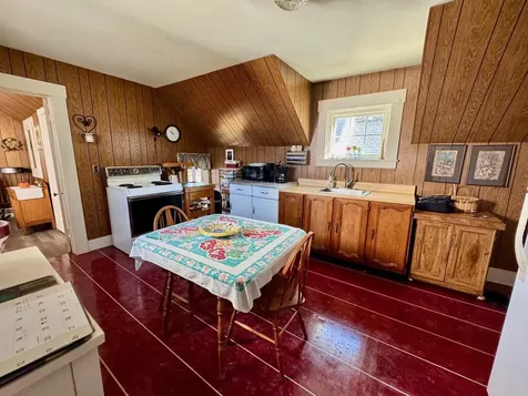 32 Bank Street Lebanon NH 03766