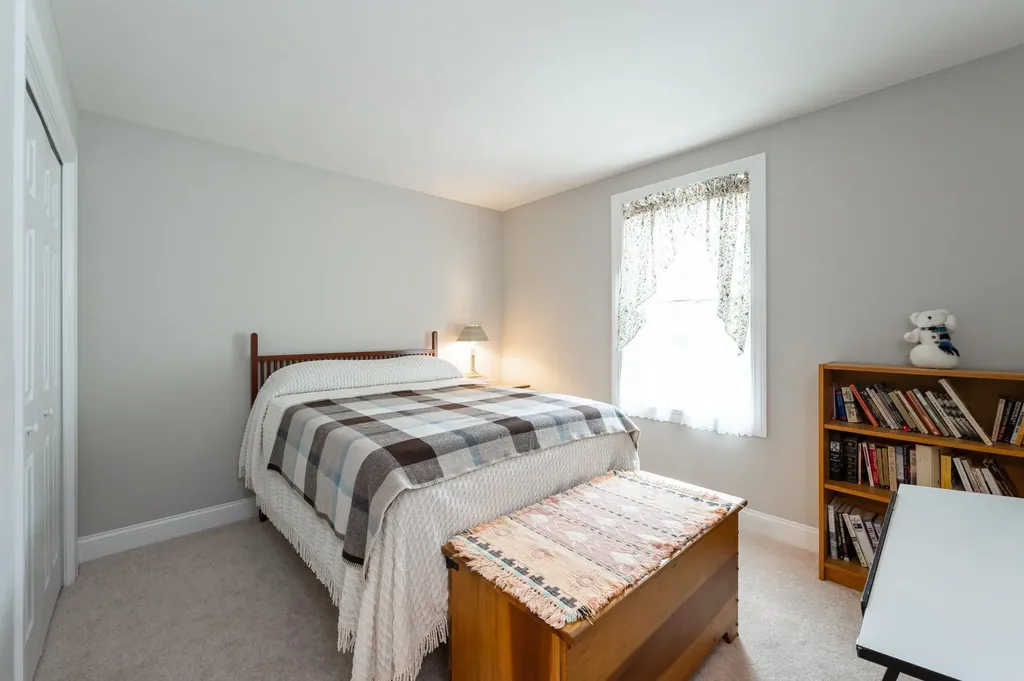 14 Angel Point Circle Goffstown NH 03045