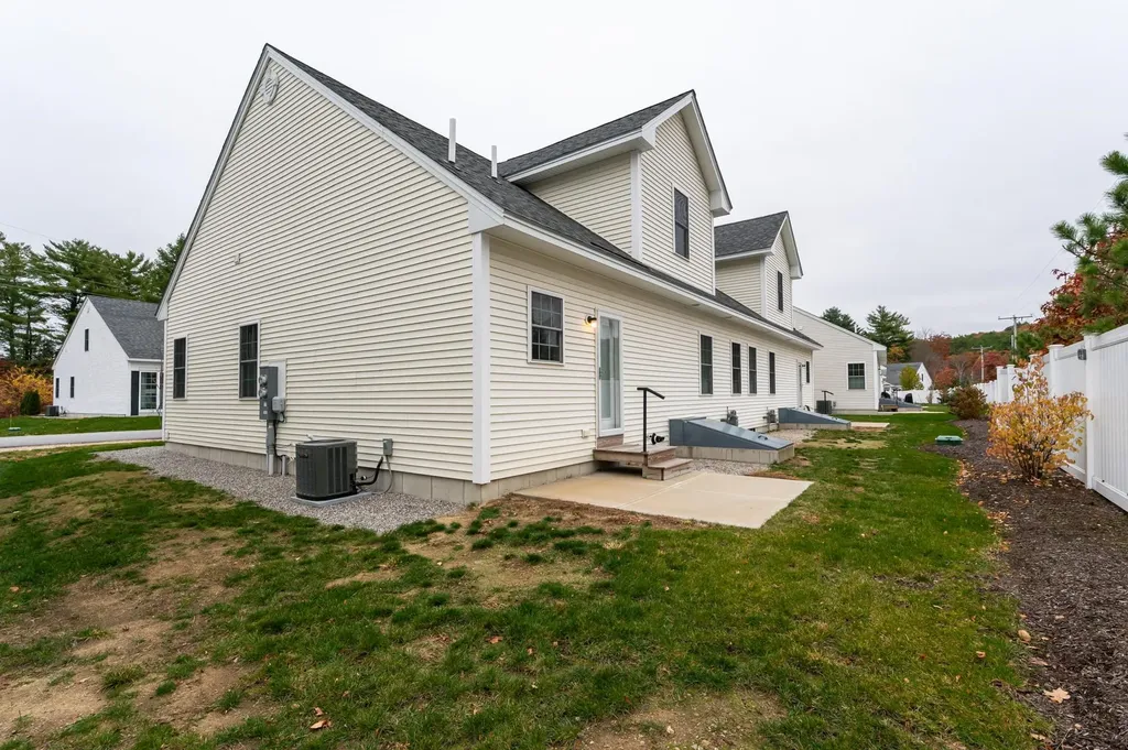 14 Angel Point Circle Goffstown NH 03045