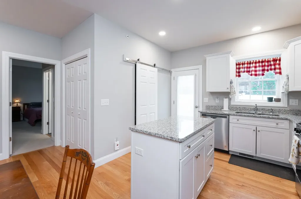 14 Angel Point Circle Goffstown NH 03045