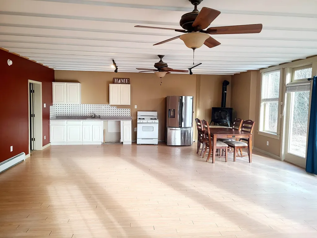 4 Sand Hill Road Croydon NH 03773