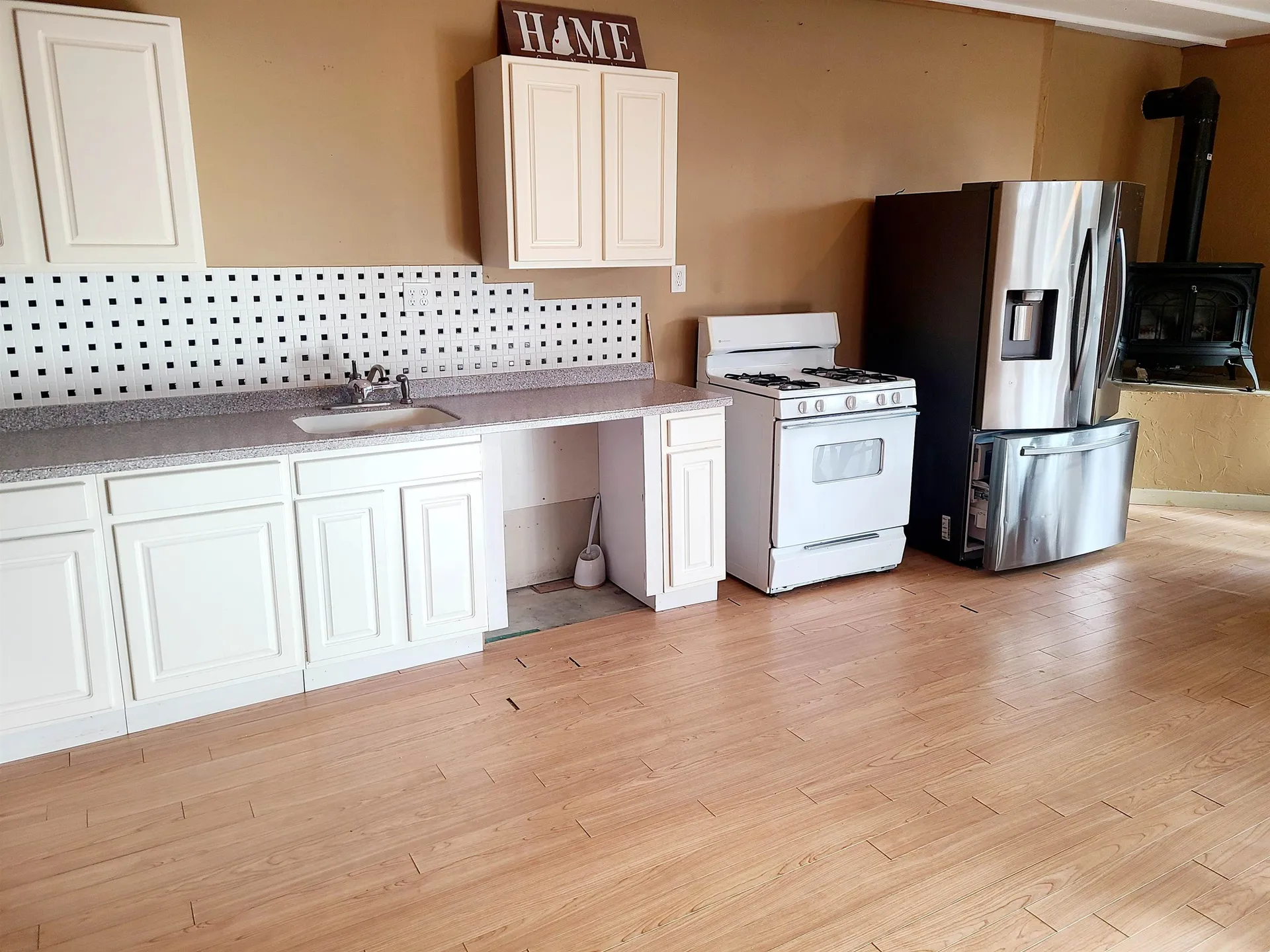 4 Sand Hill Road Croydon NH 03773