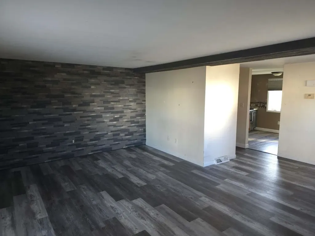 116 Roysan Street Manchester NH 03103