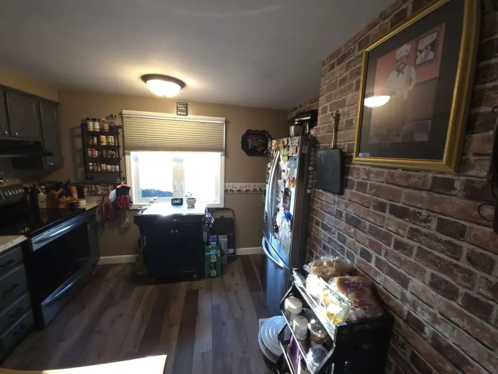 116 Roysan Street Manchester NH 03103