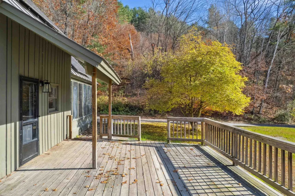 43 Eastman Road Sharon VT 05065