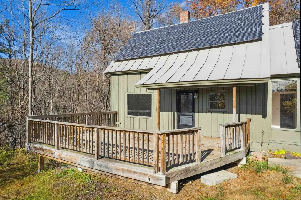 43 Eastman Road Sharon VT 05065