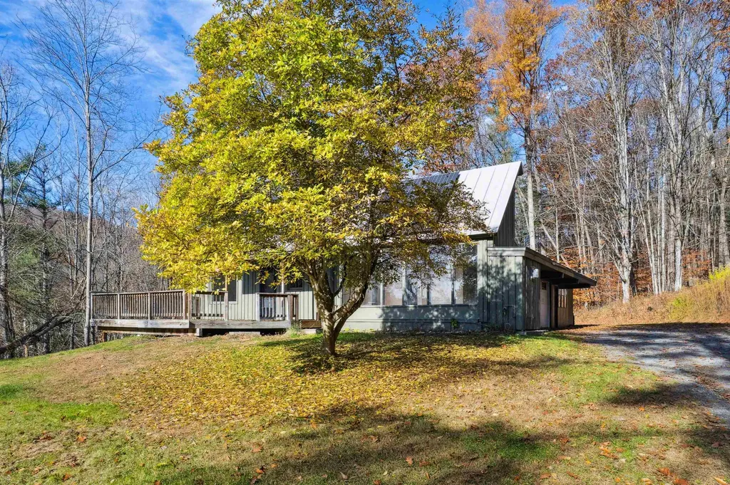 43 Eastman Road Sharon VT 05065