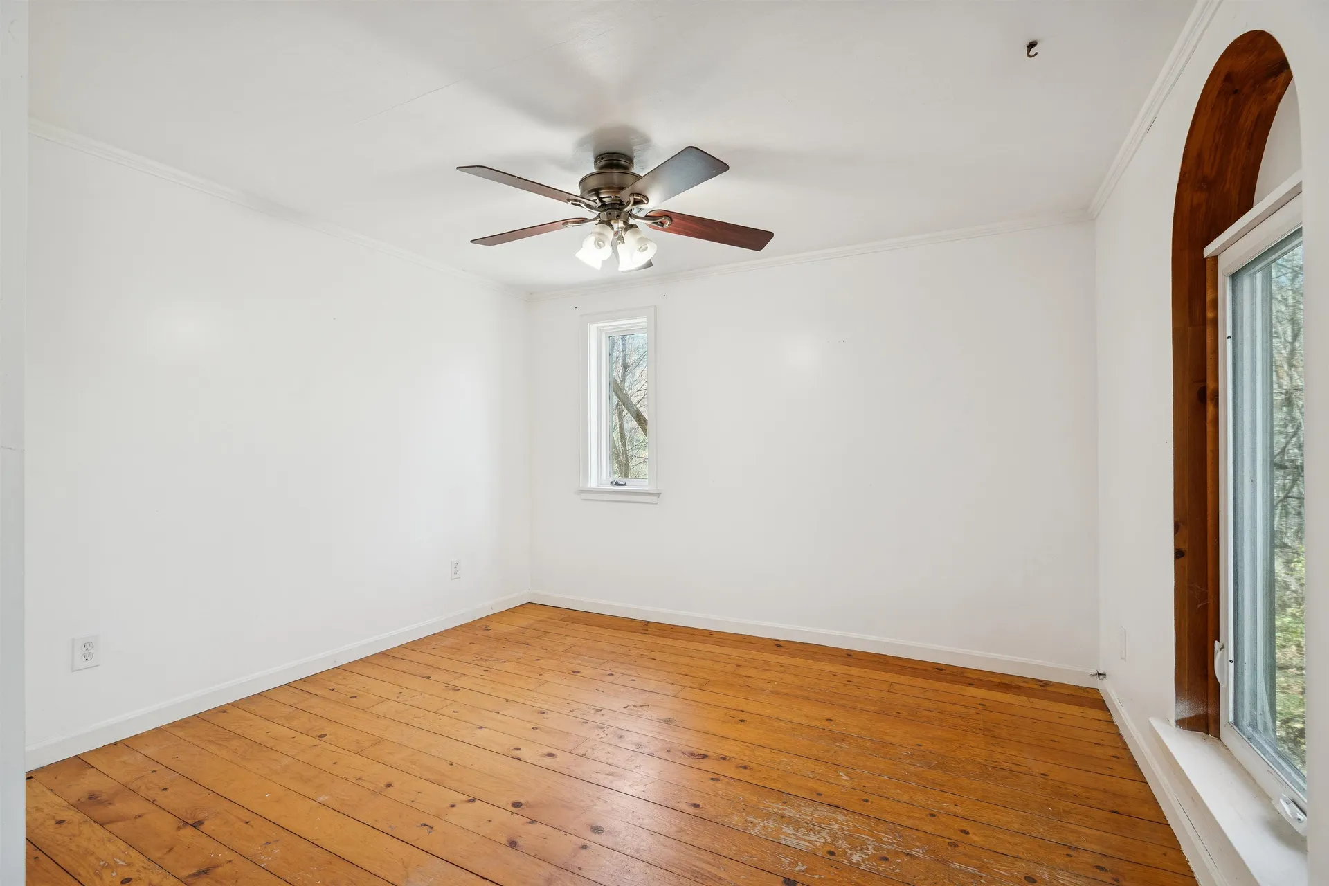 43 Eastman Road Sharon VT 05065