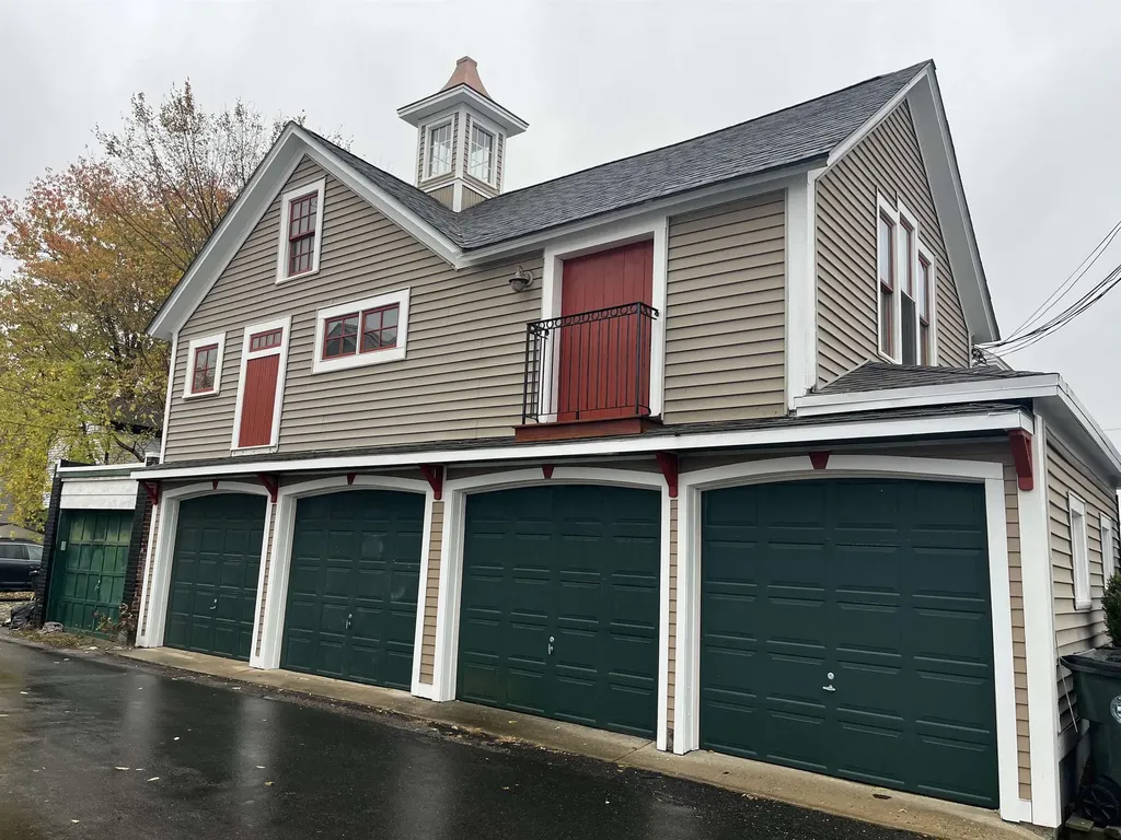 90 Orange Street Manchester NH 03104