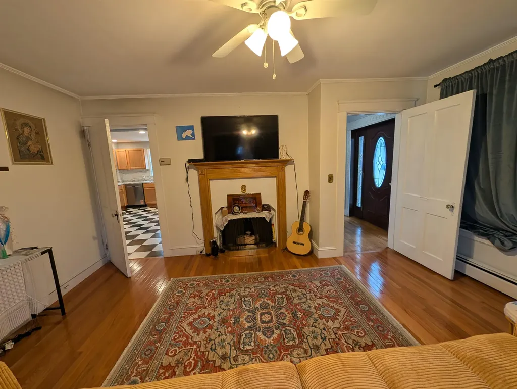 52 Mammoth Road Manchester NH 03109