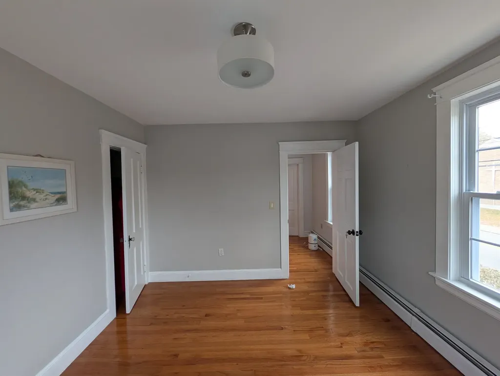 52 Mammoth Road Manchester NH 03109