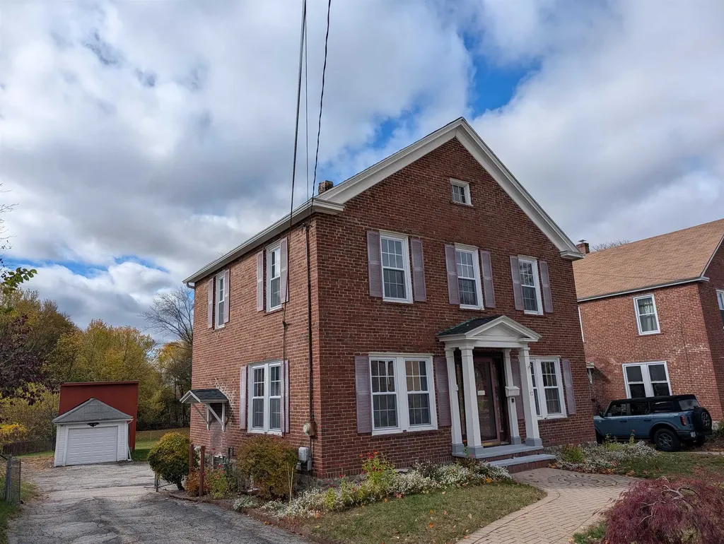 52 Mammoth Road Manchester NH 03109