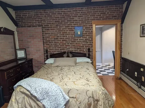 52 Mammoth Road Manchester NH 03109