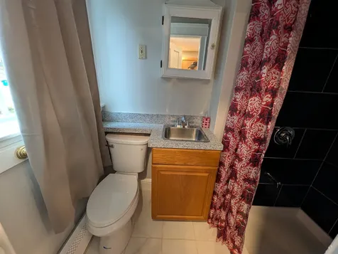 52 Mammoth Road Manchester NH 03109