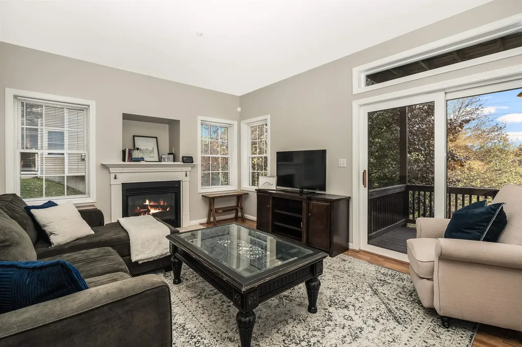 34 Chatham Drive Bedford NH 03110