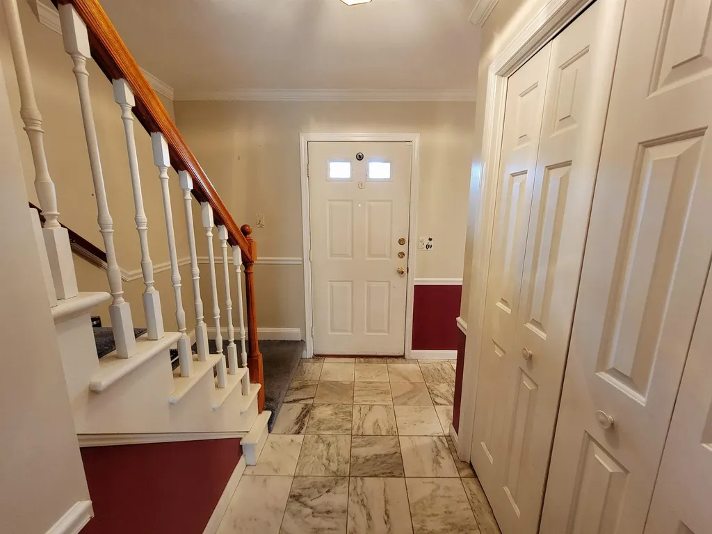 33 Harbor View Road South Burlington VT 05403