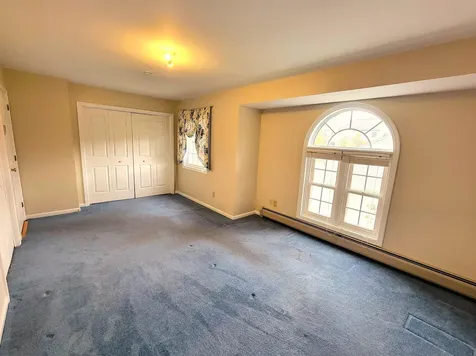 33 Harbor View Road South Burlington VT 05403