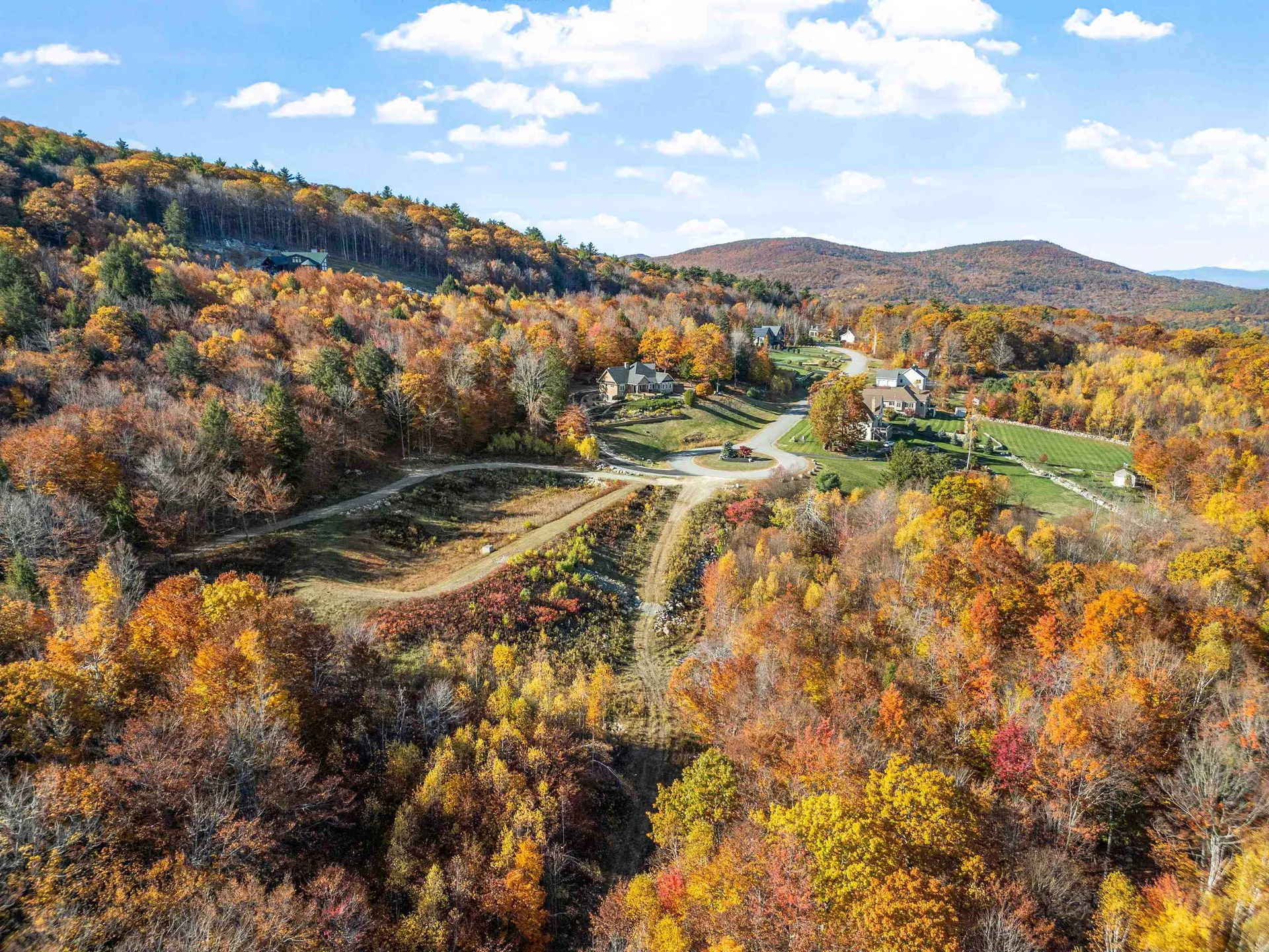 11/13/A High Point Drive Alton NH 03810