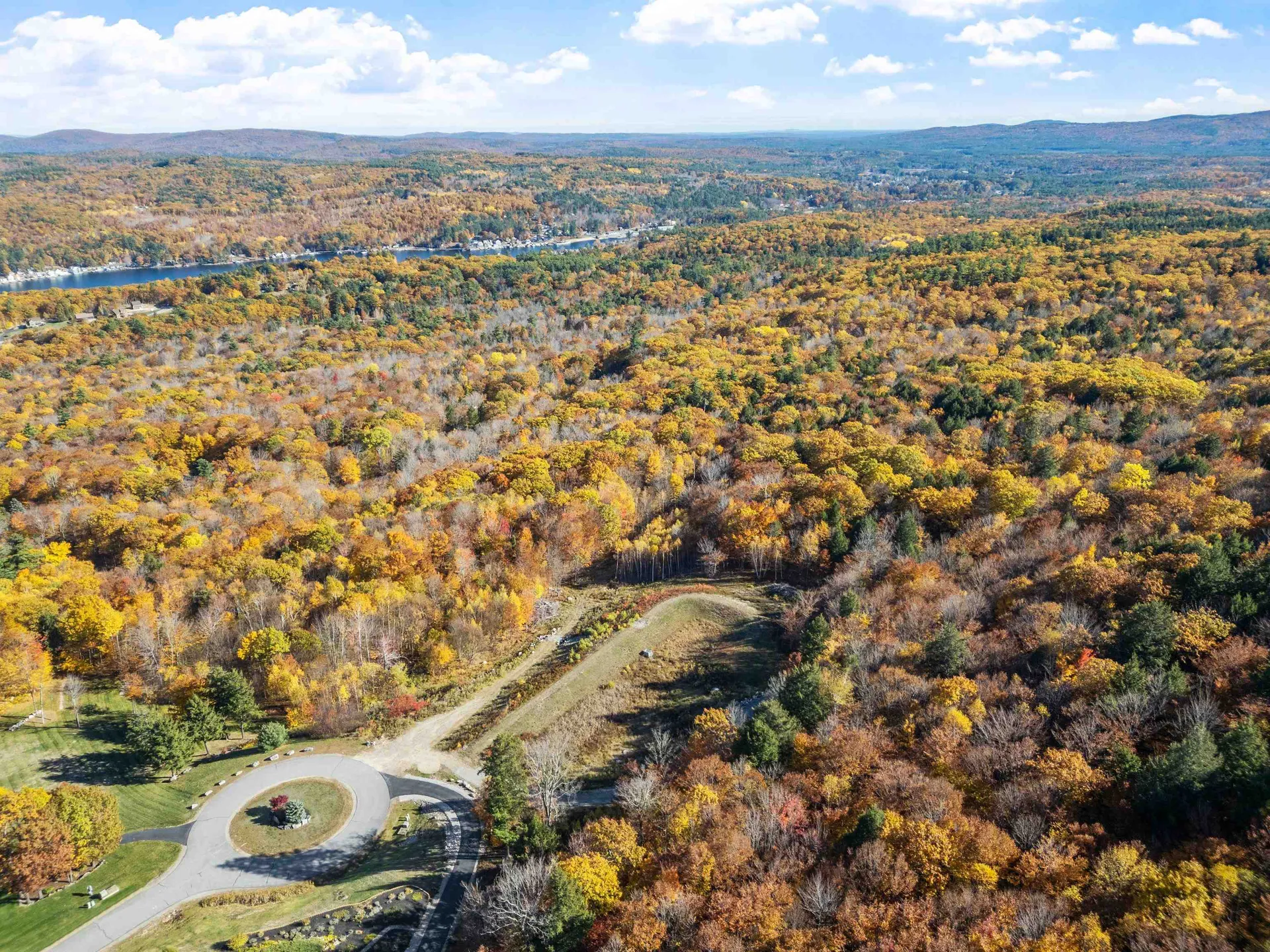 11/13/A High Point Drive Alton NH 03810