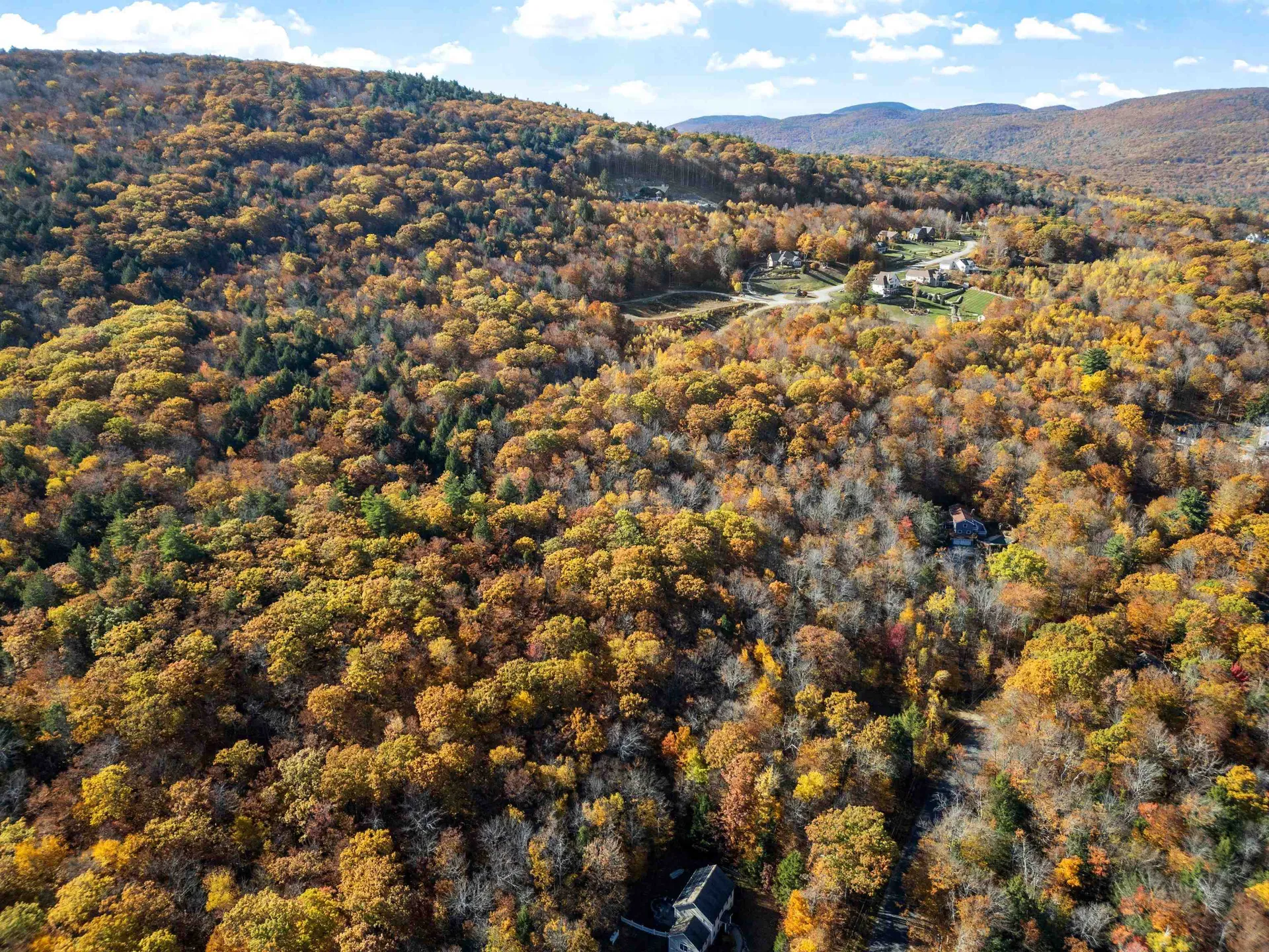 11/13/A High Point Drive Alton NH 03810