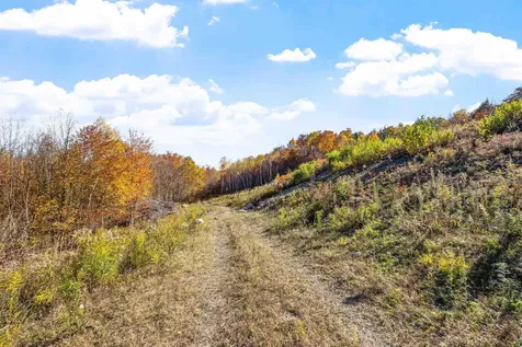 11/13/A High Point Drive Alton NH 03810