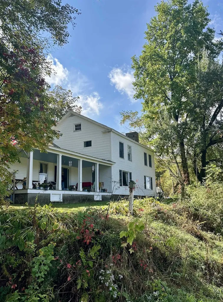 130 Clark Road Rupert VT 05776