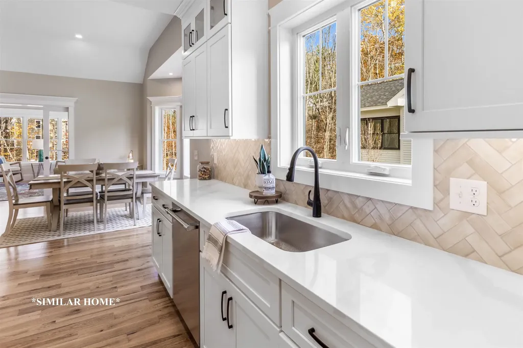 10 Little River Road Exeter NH 03833