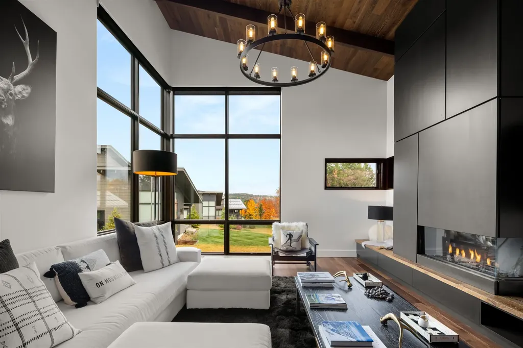 7 Natures Way Stowe VT 05672