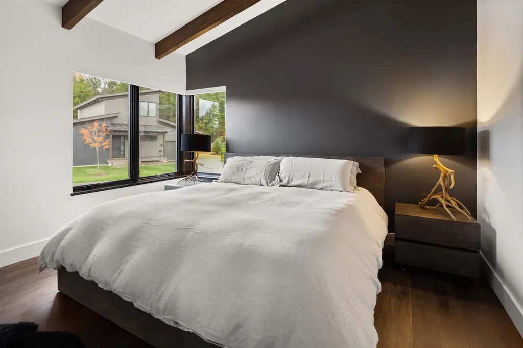 7 Natures Way Stowe VT 05672