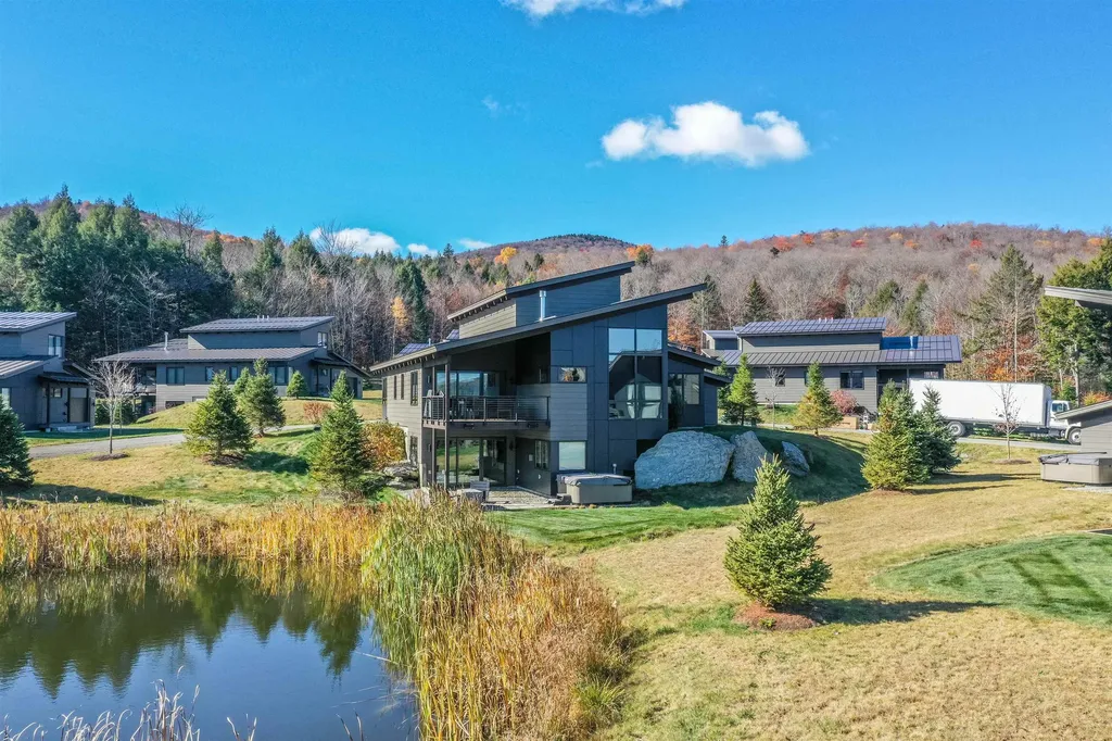 7 Natures Way Stowe VT 05672