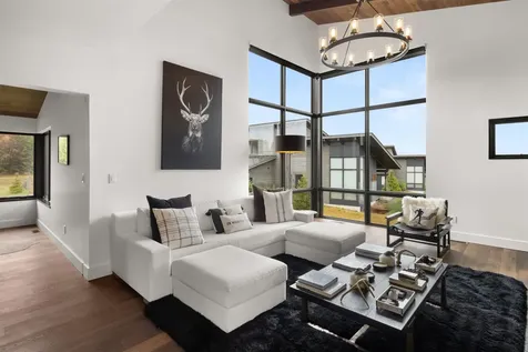 7 Natures Way Stowe VT 05672